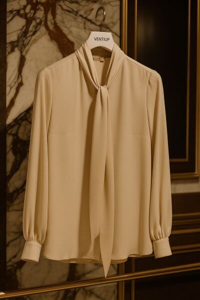 Fiyonk Yaka Uzun Kol İpek Krep Bluz – Bej